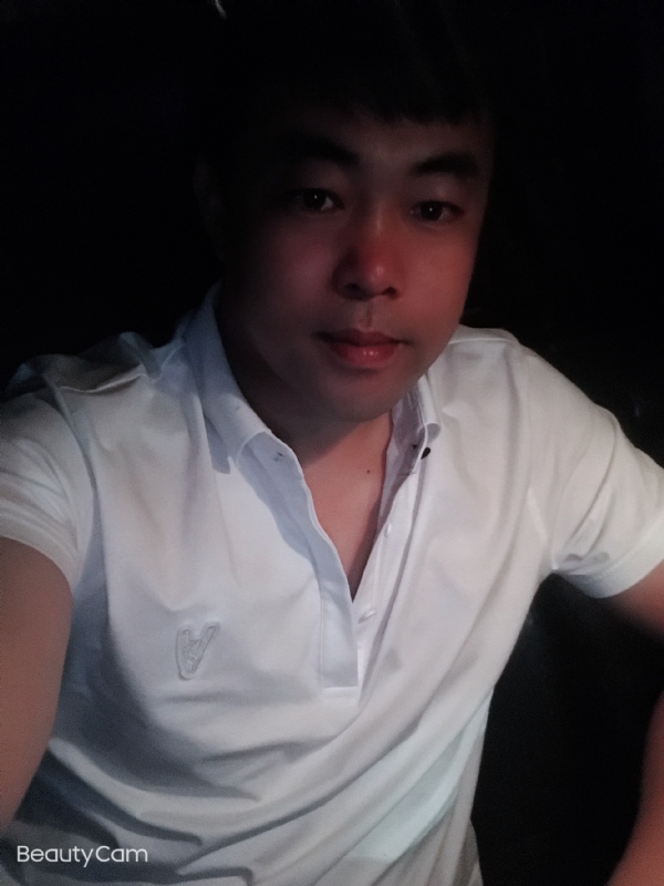 张苹果的第一张照片--北京蓝颜知己交友网